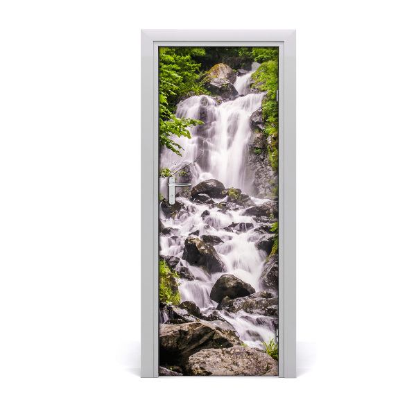 Fototapeta samoprzylepna na drzwi Wodospad w lesie