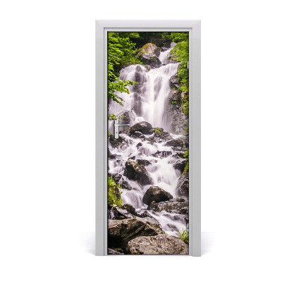 Fototapeta samoprzylepna na drzwi Wodospad w lesie