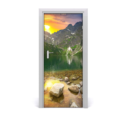 Naklejka na drzwi samoprzylepna Morskie oko Tatry