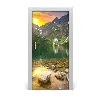 Naklejka na drzwi samoprzylepna Morskie oko Tatry