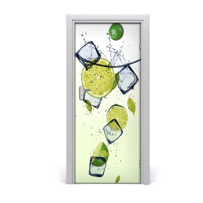 Naklejka na drzwi samoprzylepna Limonki i lód