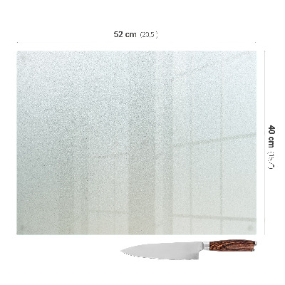 Deska do krojenia w półtransparentnym, prostokątnym kształcie