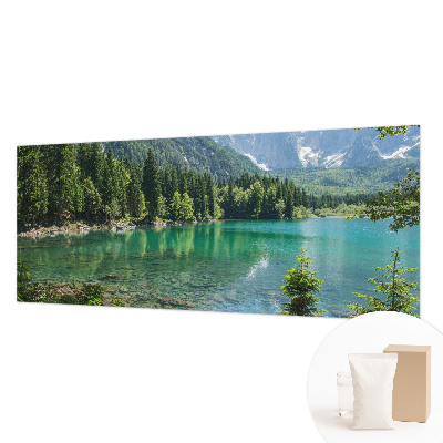 Fototapeta fizelinowa do sypialni z motywem zielonego jeziora