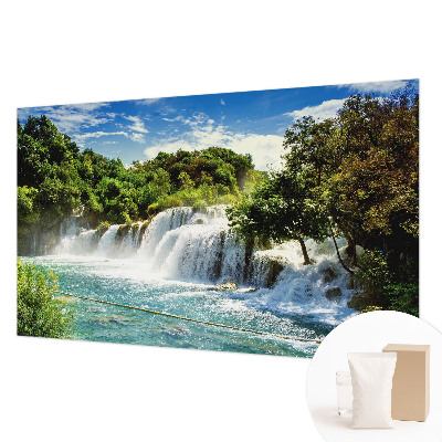 Dekoracyjna fototapeta na ścianę Zachwycający wodospad