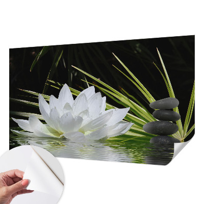 Fototapeta samoprzylepna do sypialni z motywem lilii w kompozycji nawiązującej do medytacji