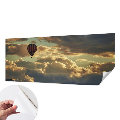 Fototapeta samoprzylepna z nadrukiem z motywem balonu w chmurach