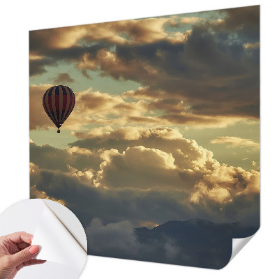 Fototapeta samoprzylepna z nadrukiem z motywem balonu w chmurach