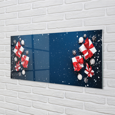 Obraz akrylowy Prezenty bombki śnieg