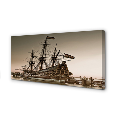 Obraz canvas na ścianę Zabytkowy Statek na Morzu
