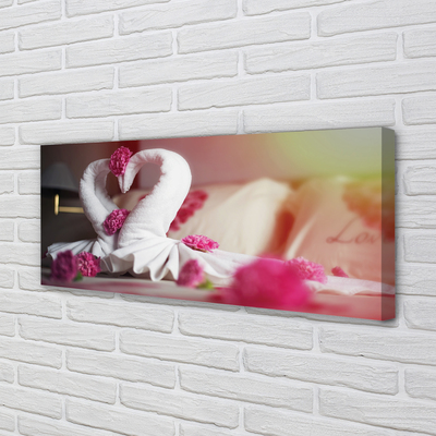 Zdjęcie na płótnie Łabędzie z Ręczników i Kwiaty