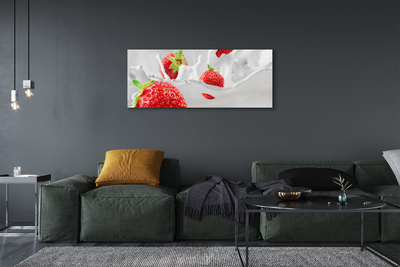 Obraz na płótnie Truskawki w Białym Mleku