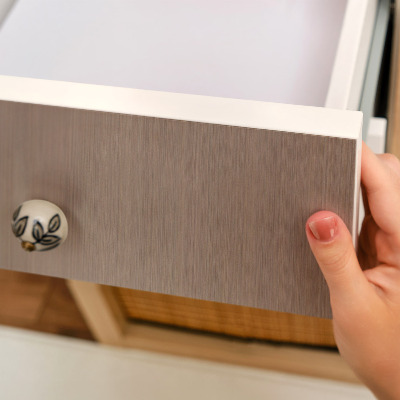 Folia do mebli Brązowe linie