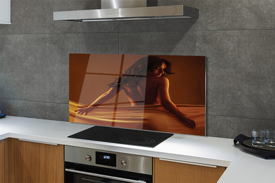 Panel szklany do Kuchni Kobieta Owinięta Materiałem
