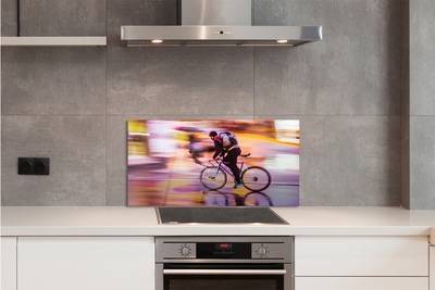 Szklany Panel Człowiek i Rower w Blasku Świateł