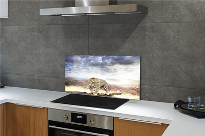 Panel szklany do Kuchni Pantera na tle Chmur