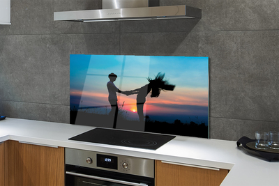 Panel szklany do Kuchni Sylwetki Ludzi o Zachodzie Słońca