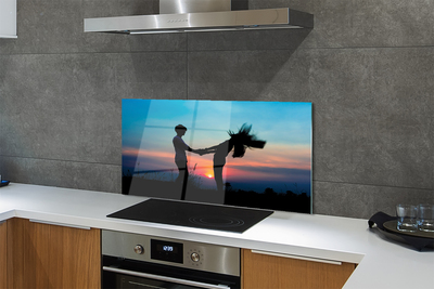 Panel szklany do Kuchni Sylwetki Ludzi o Zachodzie Słońca