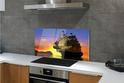 Szkło do Kuchni na Ścianę Statek na tle Nieba i Morza