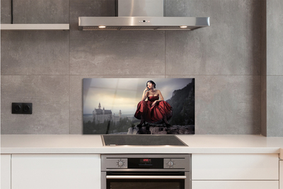 Szkło do Kuchni na Ścianę Kobieta w Sukni na tle Gór