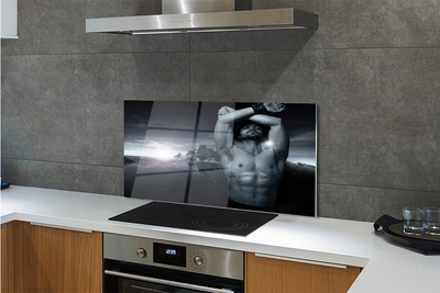 Panel szklany do Kuchni Mężczyzna na tle Gór