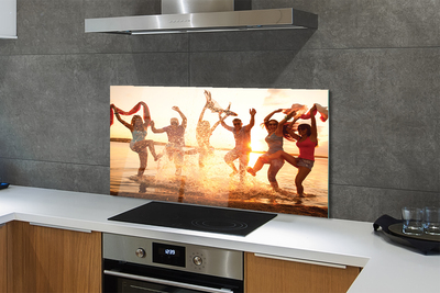 Szkło do Kuchni na Ścianę Ludzie nad Brzegiem Morza o Zachodzie