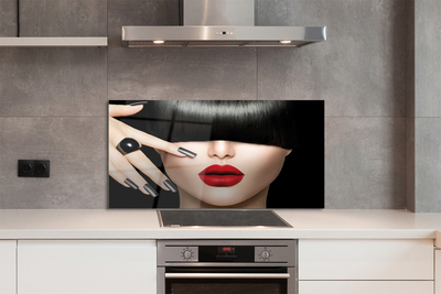 Panel nad Blat Kuchenny Kobieta z Grzywką i Czerwonymi Ustami