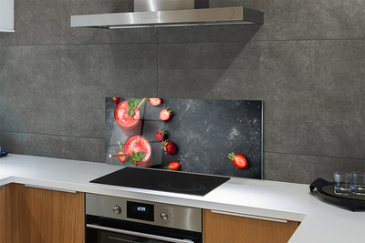 Panel szklany do Kuchni Klasyczny Shake Truskawkowy