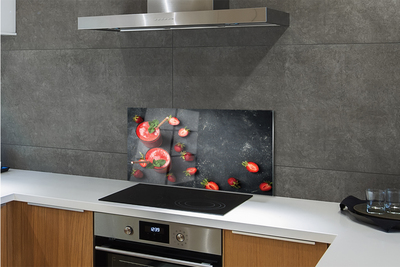 Panel szklany do Kuchni Klasyczny Shake Truskawkowy