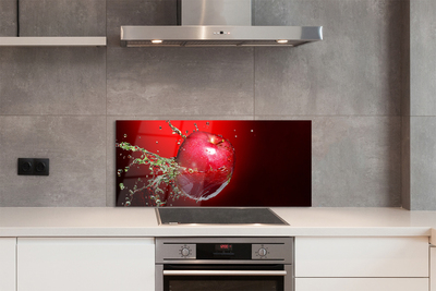 Szkło do Kuchni na Ścianę Jabłko w Porannej Rosie