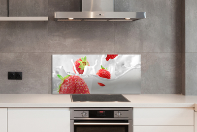 Szkło do Kuchni na Ścianę Truskawki w Białym Mleku