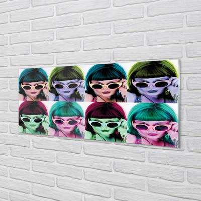 Szklany Panel Kobieta w Okularach i Kolorowych Włosach