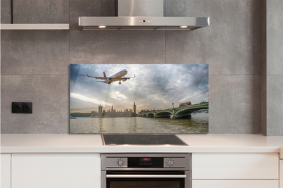 Szklany Panel Samolot w Białych Chmurach