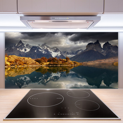 Szkło do Kuchni na Ścianę Odbicie Gór w Lustrze Wody