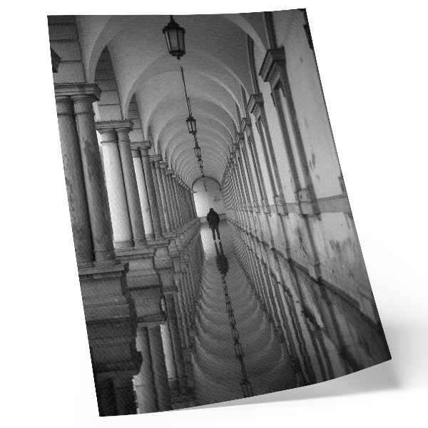 Plakat na płótnie Monochromatyczna symetria architektura perspektywa