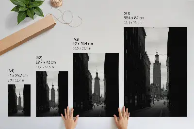 Nowoczesna grafika na płótnie czarno-biała ulica z monumentalną wieżą w centrum