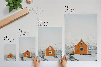 Plakat z teksturą płótna pomarańczowy domek na tle śnieżnych gór w minimalistycznym kadrze