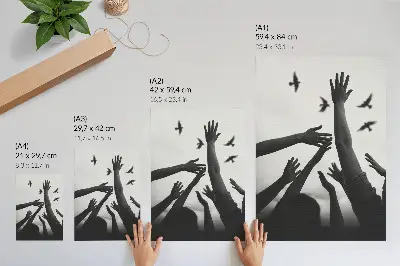 Nowoczesna grafika na płótnie z motywem minimalistycznych rąk wyciągniętych w górę