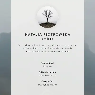 Plakat z teksturą płótna Żółty dom mgła i góry tworzące spokojną atmosferę