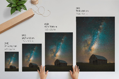 Plakat ścienny Nocne niebo z gwiazdami i drogą mleczną nad stodołą
