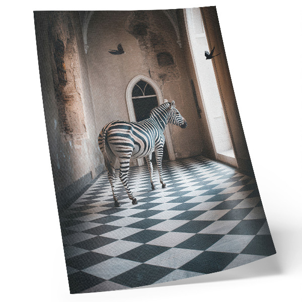 Plakat na płótnie Zebra na tle architektury z ptakami w locie