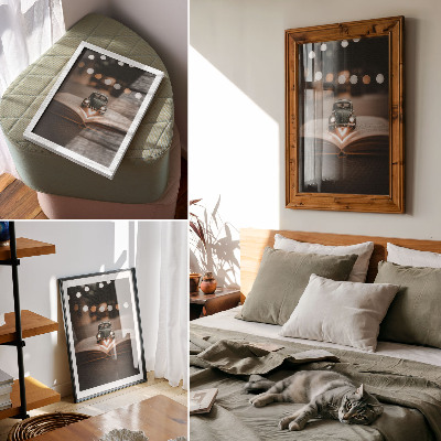 Plakat ścienny Miniaturowy samochód na książce magiczne światła
