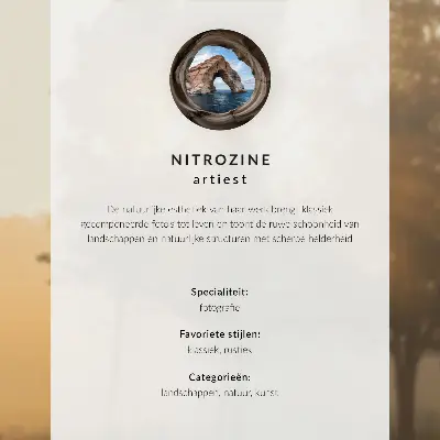 Nowoczesna grafika na płótnie drewniana ścieżka w lesie z drzewami w jesiennych kolorach