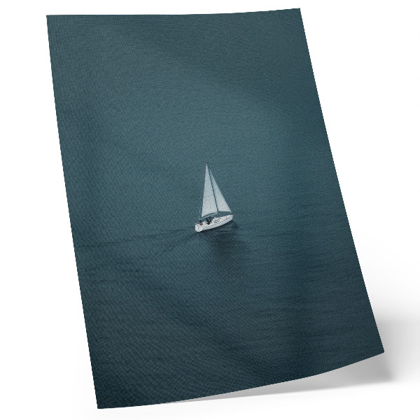 Plakat ścienny Jacht na spokojnym morzu minimalistyczna kompozycja