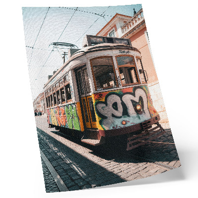 Plakat z teksturą płótna Tramwaj graffiti miejskie uliczna architektura