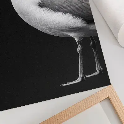 Plakat z teksturą płótna minimalistyczny wzór z ptakiem w czarno-białym kontraście