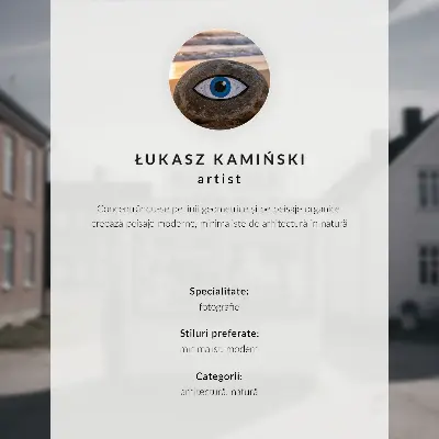 Plakat ścienny drewniany kiosk z widokiem na jasne budynki w sielskim klimacie