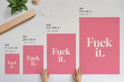 Nowoczesna grafika na płótnie z różowym tłem i białymi literami w nowoczesnym stylu