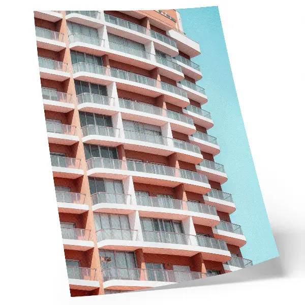 Nowoczesna grafika na płótnie z motywem nowoczesnej architektury z odkrytymi balkonami