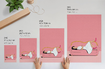 Plakat ścienny Spokojna scena relaksu kobieta różowa sofa
