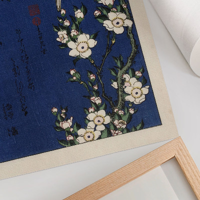 Plakat z teksturą płótna Katsushika Hokusai (1760-1849), Robin na gałęzi kwiatu wiśni
